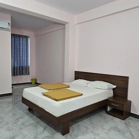 Golden Palace Residency Belagula Dış mekan fotoğraf